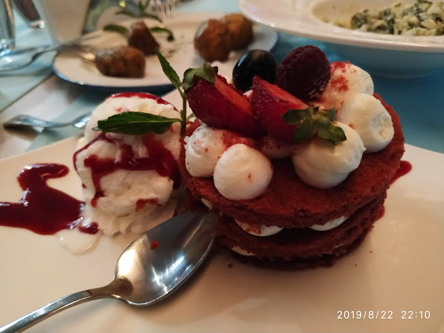 Морска тераса - Гастрономия и хотелиерство