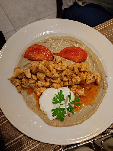 ж.к. Младост 3Младост, бул. „Александър Малинов“ 63, 1799 София