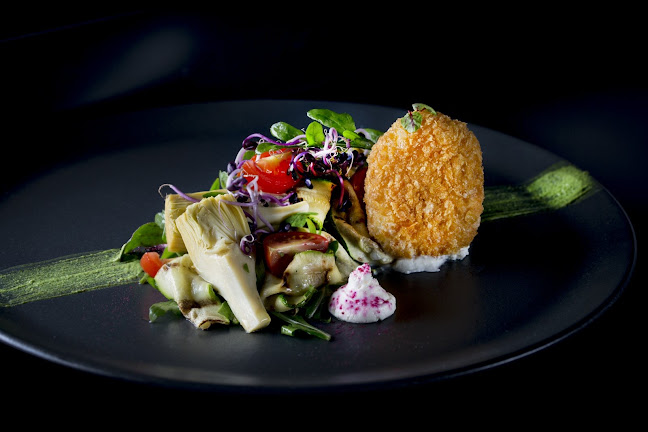 101 Bar & Dinner - Гастрономия и хотелиерство