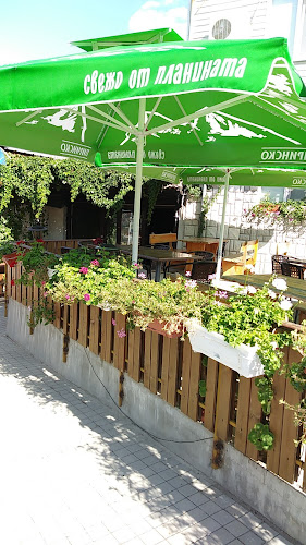 Opinii despre РЕСТОРАНТ ВЕРСАЙ în Свищов - Гастрономия и хотелиерство