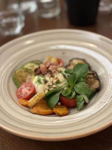 улица „Христо Белчев“ 20, ул. „Солунска“ 14, 1000 София