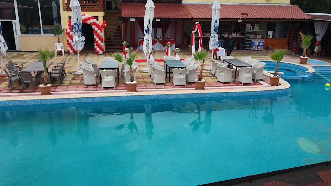 Комплекс Фламинго - Гастрономия и хотелиерство