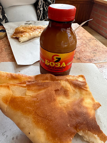 Банички - Гастрономия и хотелиерство