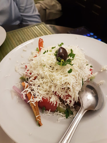 Comentarii opinii despre Ейл Хаус Център