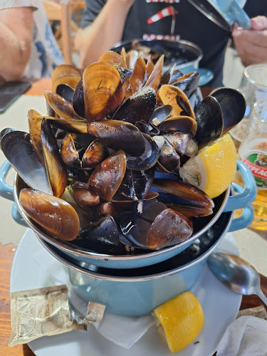 Opinii despre Ресторант "Старата къща" în Лозенец - Гастрономия и хотелиерство