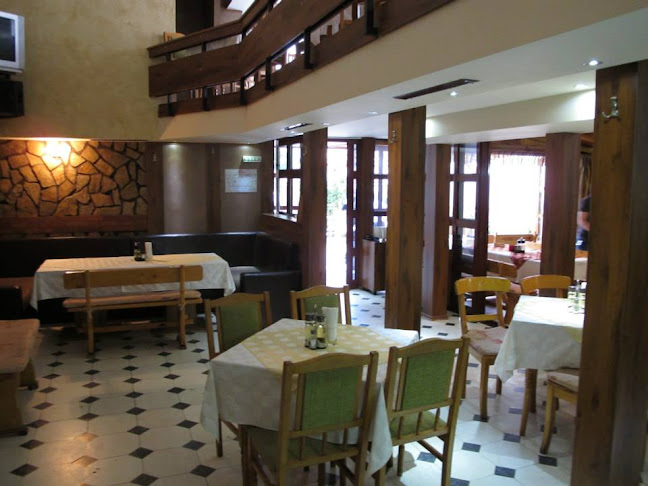 Старият ресторант - Гастрономия и хотелиерство