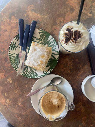 Кафе-сладкарница "Ориент" - Несебър