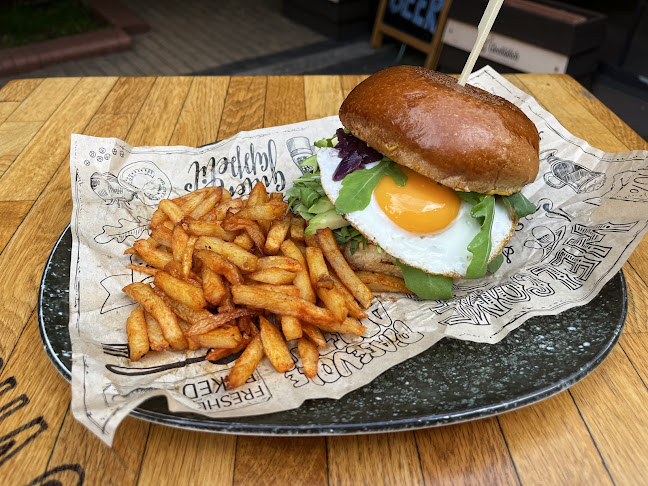 Витоша стрийт бар и динър - София