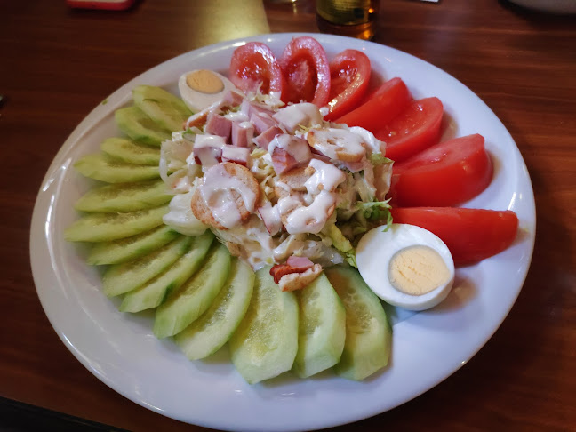 Механа „Бракониерски спомени“ - Гастрономия и хотелиерство