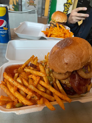 Северна промишлена зона, ул. „Българска Aвиация“ 5, 5809 Плевен