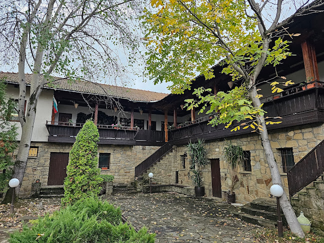 Правешка баница - Гастрономия и хотелиерство