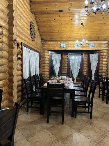 Пицария "Дървената къща" - Етрополе