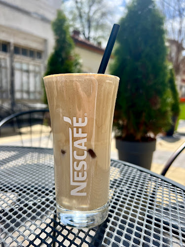 При Паки - Гастрономия и хотелиерство