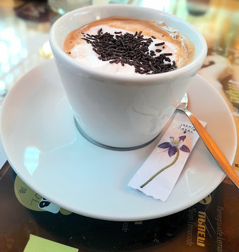 Opinii despre Кафе Фешън în Шумен - Гастрономия и хотелиерство