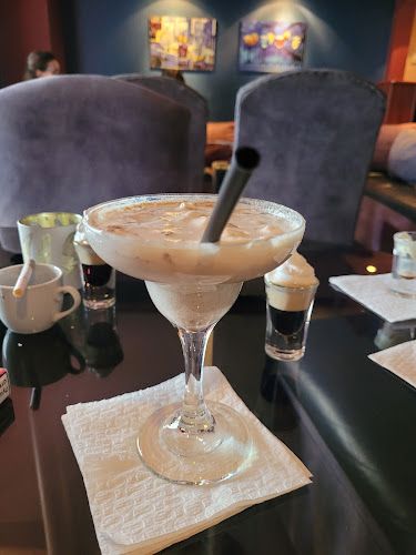 Коктейл бар „Катерина“ - Гастрономия и хотелиерство