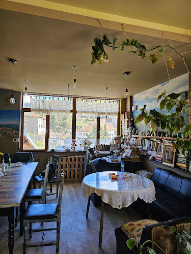 Comentarii opinii despre Retro Restaurant Borika