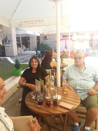 Кафе "Читалището" - Гастрономия и хотелиерство