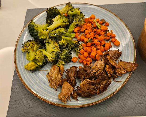 кв. Манастирски ливади, ул. „Родопски извор“ 106, 1618 София