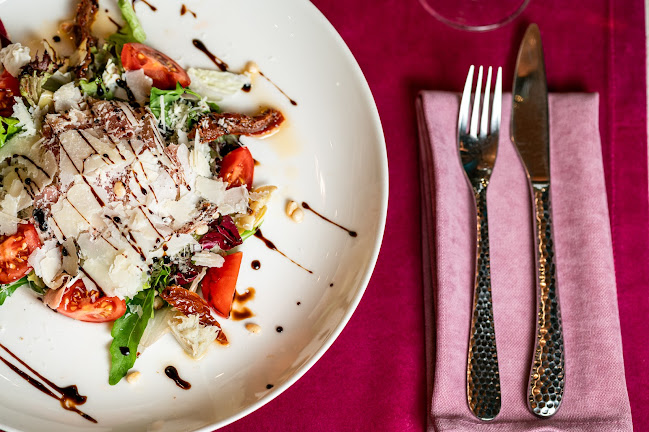 Comentarii opinii despre Garden of Rich