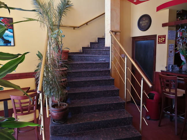 РЕСТОРАНТ & АПАРТАМЕНТ за гости КАПРИЗ - Първомай