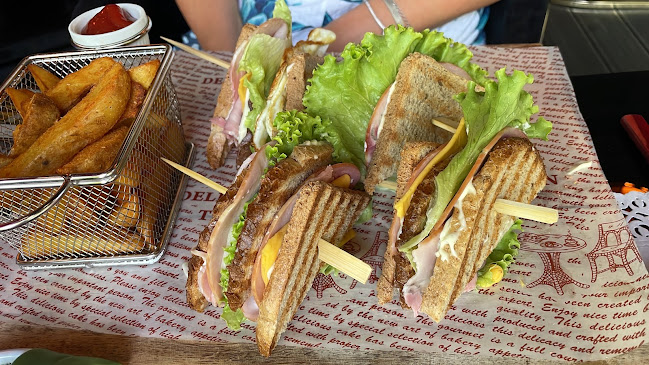 Opinii despre Coffee club Intriga în Гурково - Гастрономия и хотелиерство