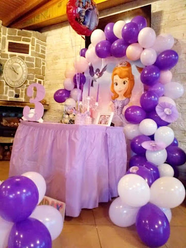 Opinii despre Цветен свят - Нова Загора în Нова Загора - Гастрономия и хотелиерство