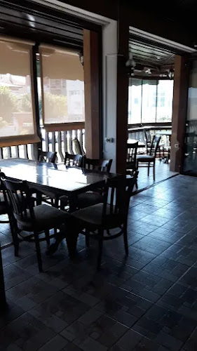 ул. „8-ми март“ 16, 6649 Кърджали