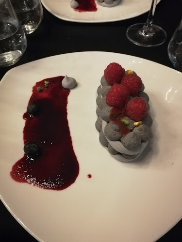 Comentarii opinii despre Adella Ristorante Italiano by Gabriele Federici / Италиански ресторант в София