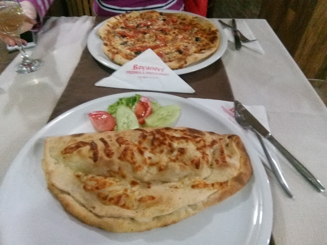 кв. Стария град, ул. „Пирин“ 22, 2770 Банско