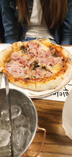 Comentarii opinii despre Пицария La Bicicletta Trattoria