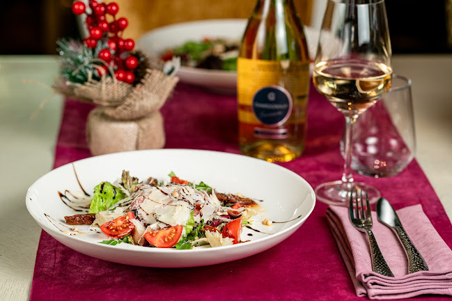 Център, бул. „Съединение“ 500, 4600 Велинград