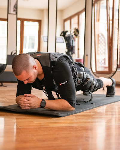 Social Studio - Xbody & Pilates Reformer 2 - Гастрономия и хотелиерство