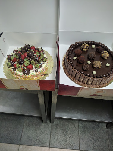 Opinii despre Пицария Ресторант Retro Castela în Стара Загора - Гастрономия и хотелиерство