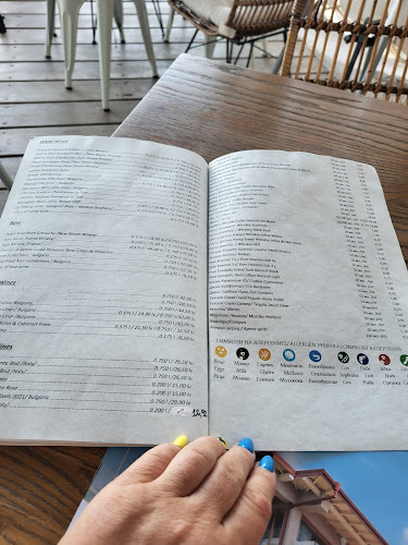 Opinii despre Ресторант "Holiday" în Варна - Гастрономия и хотелиерство