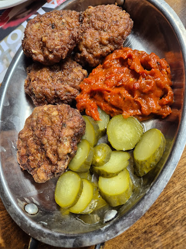 Opinii despre Ресторант "Porky's", град Пловдив în Пловдив - Гастрономия и хотелиерство