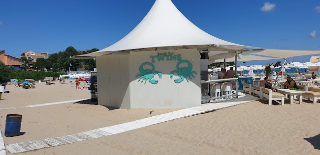 Opinii despre Beach bar Twins în Приморско - Гастрономия и хотелиерство