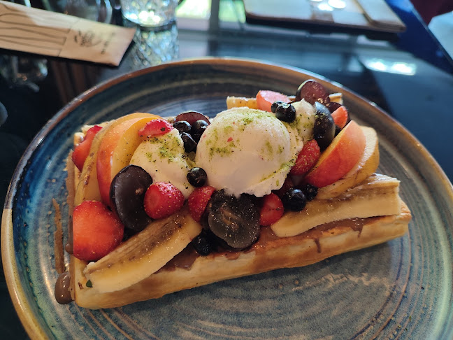 Opinii despre Mishel Bar&Dinner în Самоков - Гастрономия и хотелиерство