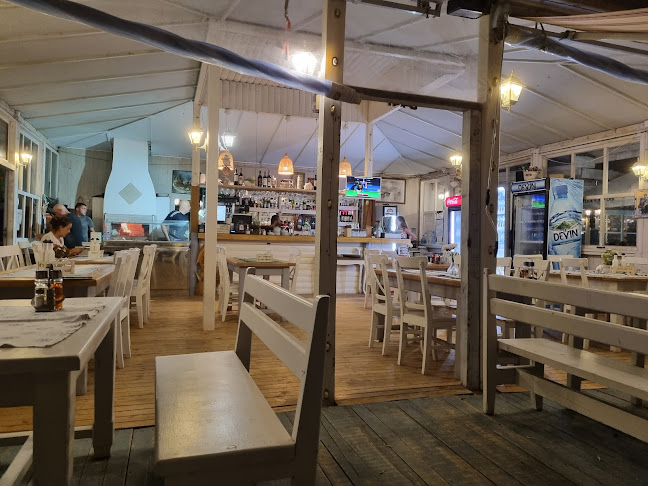 ADORO BEACH - Гастрономия и хотелиерство