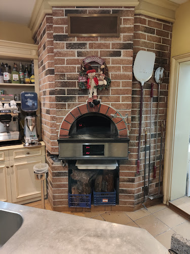 Opinii despre Пицария "Тоскана" în Хисаря - Гастрономия и хотелиерство