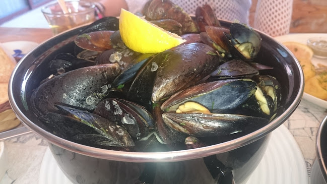 Рибен ресторант “Карел” - Гастрономия и хотелиерство