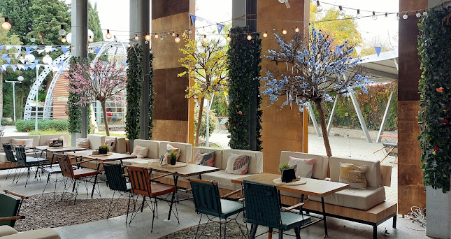 Opinii despre Garden Bar&Kitchen în Бургас - Гастрономия и хотелиерство