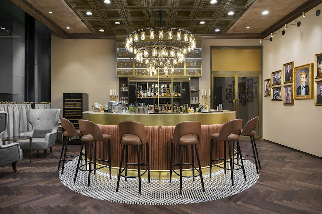 София център, бул. „Васил Левски“ Square, 1504 София