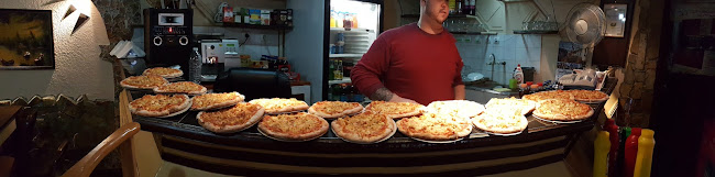 Пици на пещ - Гастрономия и хотелиерство