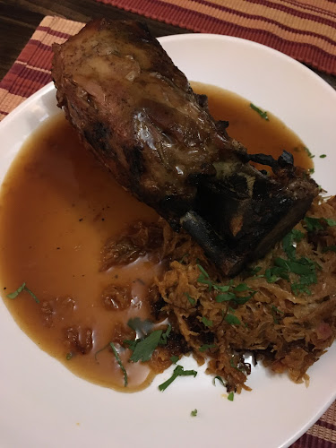 София център, ул. „Христо Белчев“ 42, 1000 София