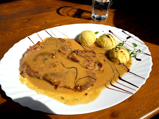 ул. „Тракия“ 4, 8280 Ахтопол