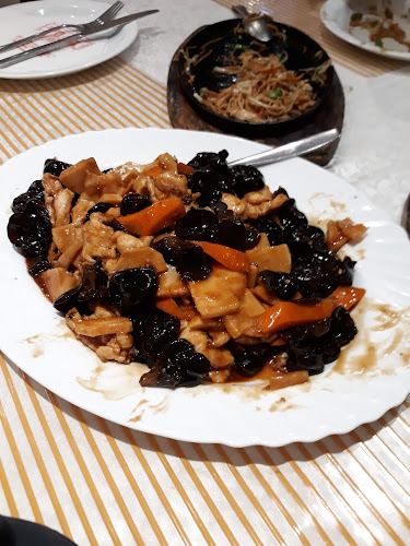 Opinii despre Нова луна în София - Гастрономия и хотелиерство