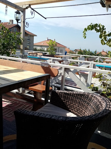 Mayak Pizza Bar & Dinner