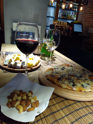 Comentarii opinii despre СНЕКБАР БОХЕМИ