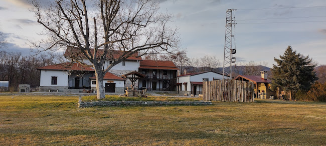 Ресторант Копмплекс За Спортен Риболов И Почивка МЕЛНИЦАТА - Николаево
