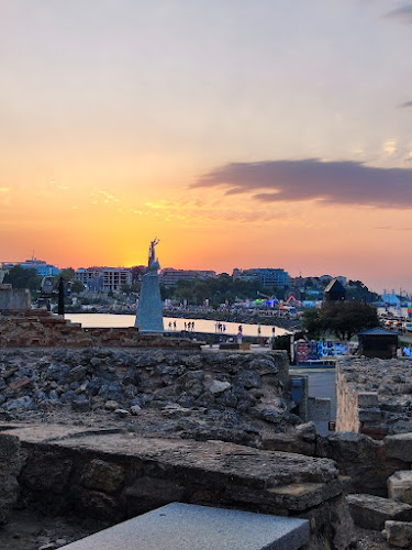 Бистро "Малката перла" - Гастрономия и хотелиерство